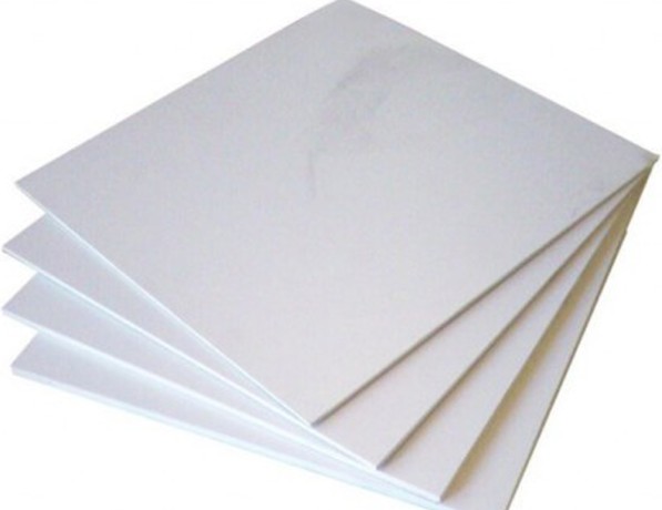 Фторопластовая пластина белая Ф-4 4х1000х1000 мм ТУ 6-05-810-88 фото