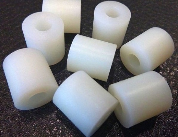 Капролоновая втулка белая ПА 6 Б 50х1000 мм ТУ 2224-001-78534599-2006 фото