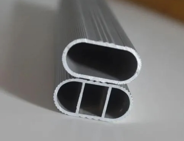 Профиль алюминиевый прессованный овальный Д1 60х30х4,5 мм ГОСТ 18591-91 фото